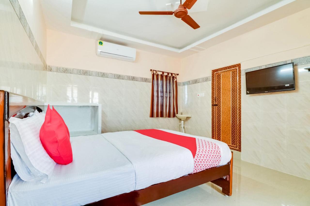 Hotel Oyo 68320 Bgr Residency Tirupati Esterno foto